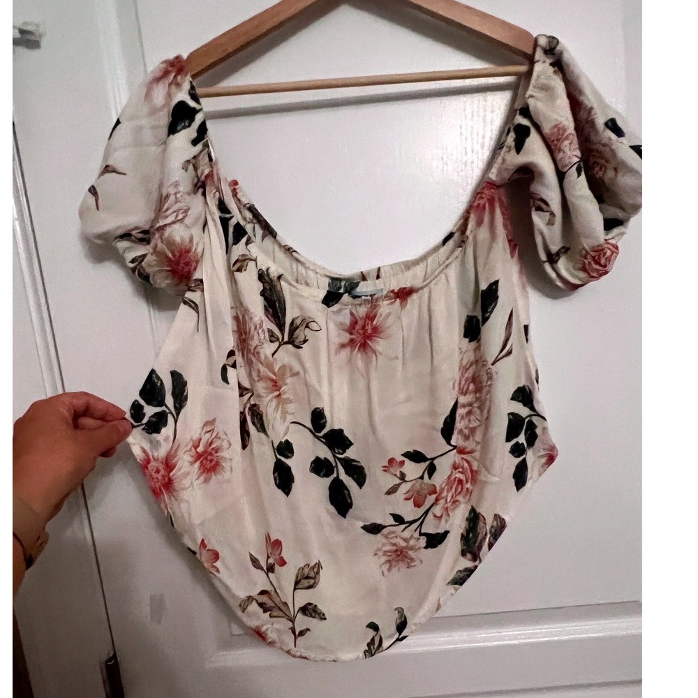 Kimchi Blue Top Women Cream Floral Puff Sleeve Handkerchief Hem Fairy Boho Large
